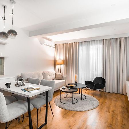 Good Times Luxury Apartments 비톨라 외부 사진