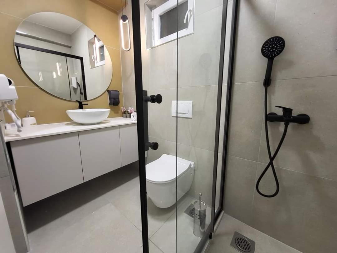 Good Times Luxury Apartments 비톨라 외부 사진